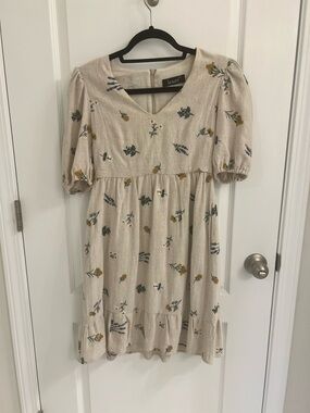 Few Moda Cream Floral Puff-Sleeve Midi Dress